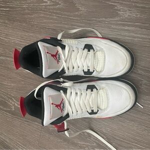 Jordan 4